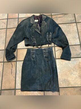 silverleaf suede leather jacket and skirt set size 7/8 1980’s